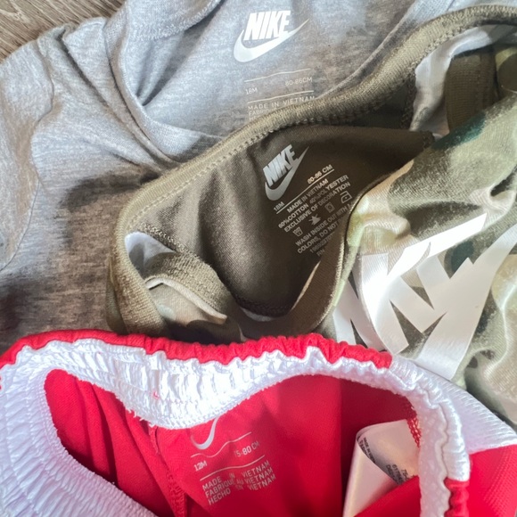 Nike Infant Set - Gray, Camo, and Red - Picture 2 of 2